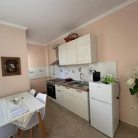 Sunset Sea View - Beachfront Balcony - Ac - Wifi Apartamento *